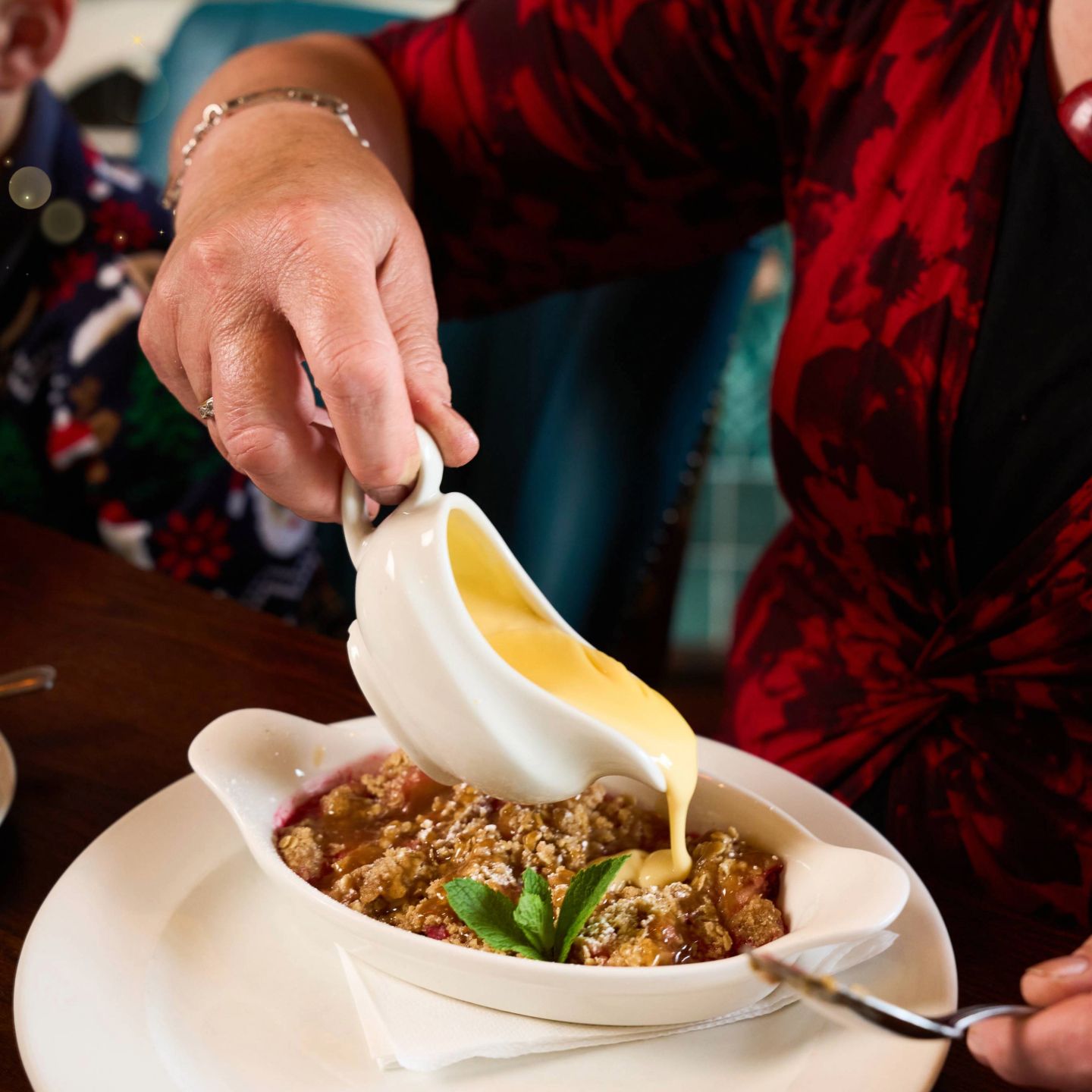 Christmas Day 2025 Lunch, Dinner & Dining at The Alders Nottingham in Ollerton