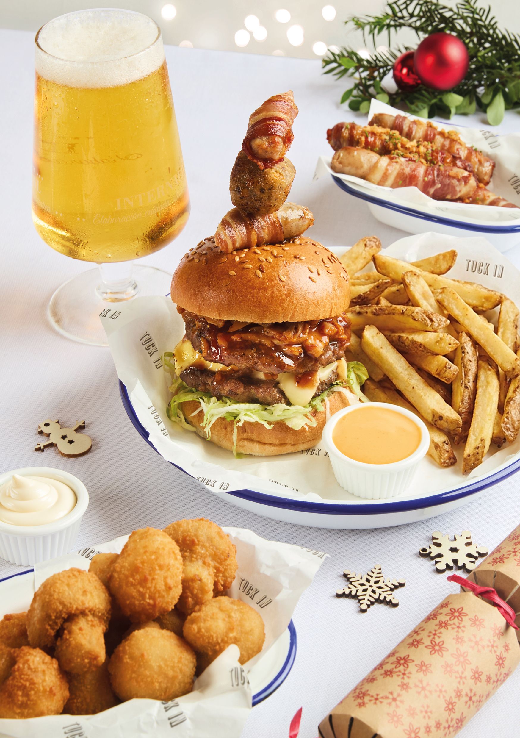 Festive Lunch & Dinner at The Alders Nottingham in Ollerton